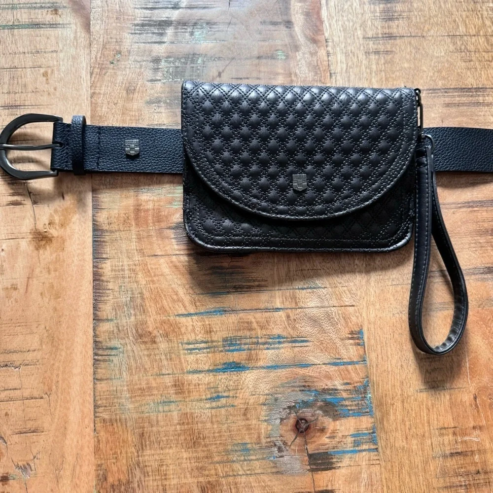 Vince Camuto Quilted Belted Bag Wristlet Size S/M